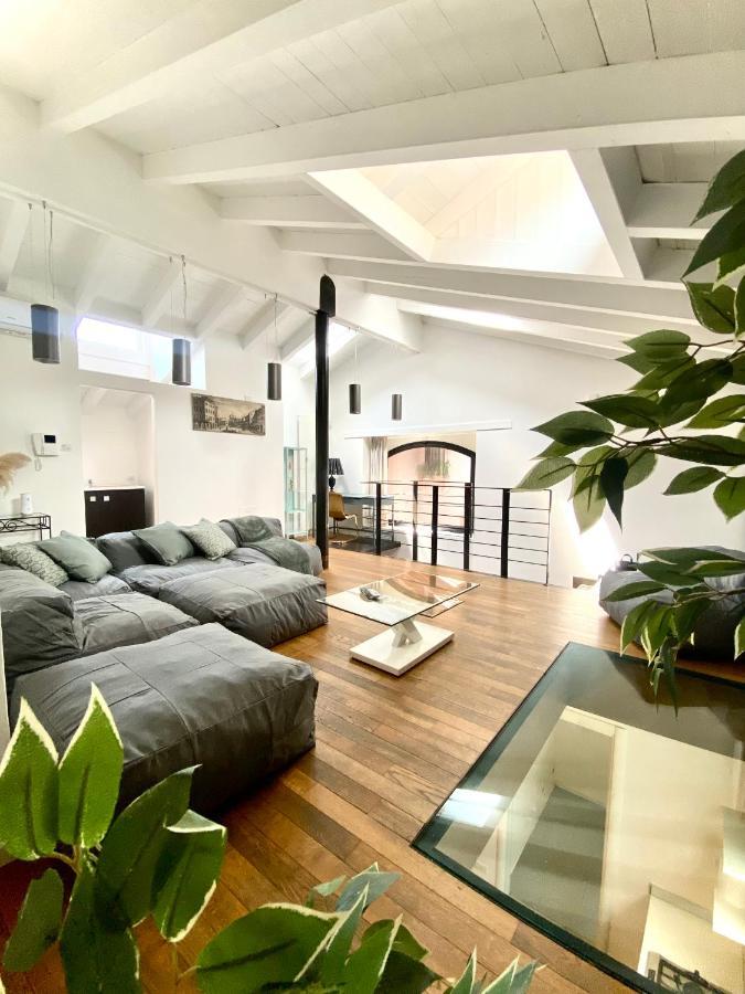 Luxury Industrial Apt Vicino Al Centro Con Garage Brescia Buitenkant foto