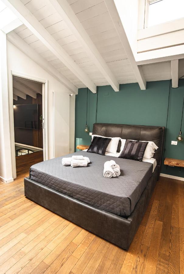 Luxury Industrial Apt Vicino Al Centro Con Garage Brescia Buitenkant foto