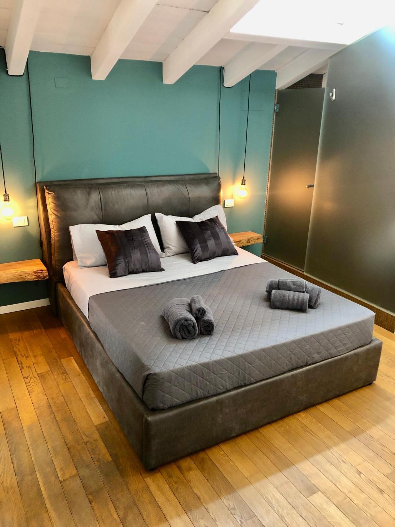 Luxury Industrial Apt Vicino Al Centro Con Garage Brescia Buitenkant foto